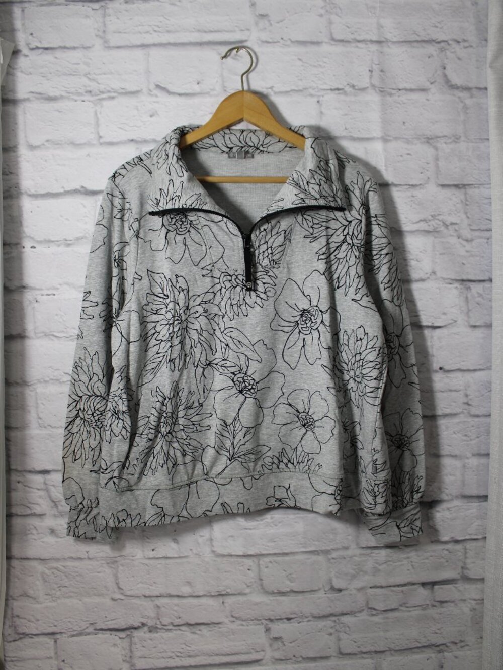 T by Talbots Large Gray Black Floral Outline French Terry Mockneck Pullover